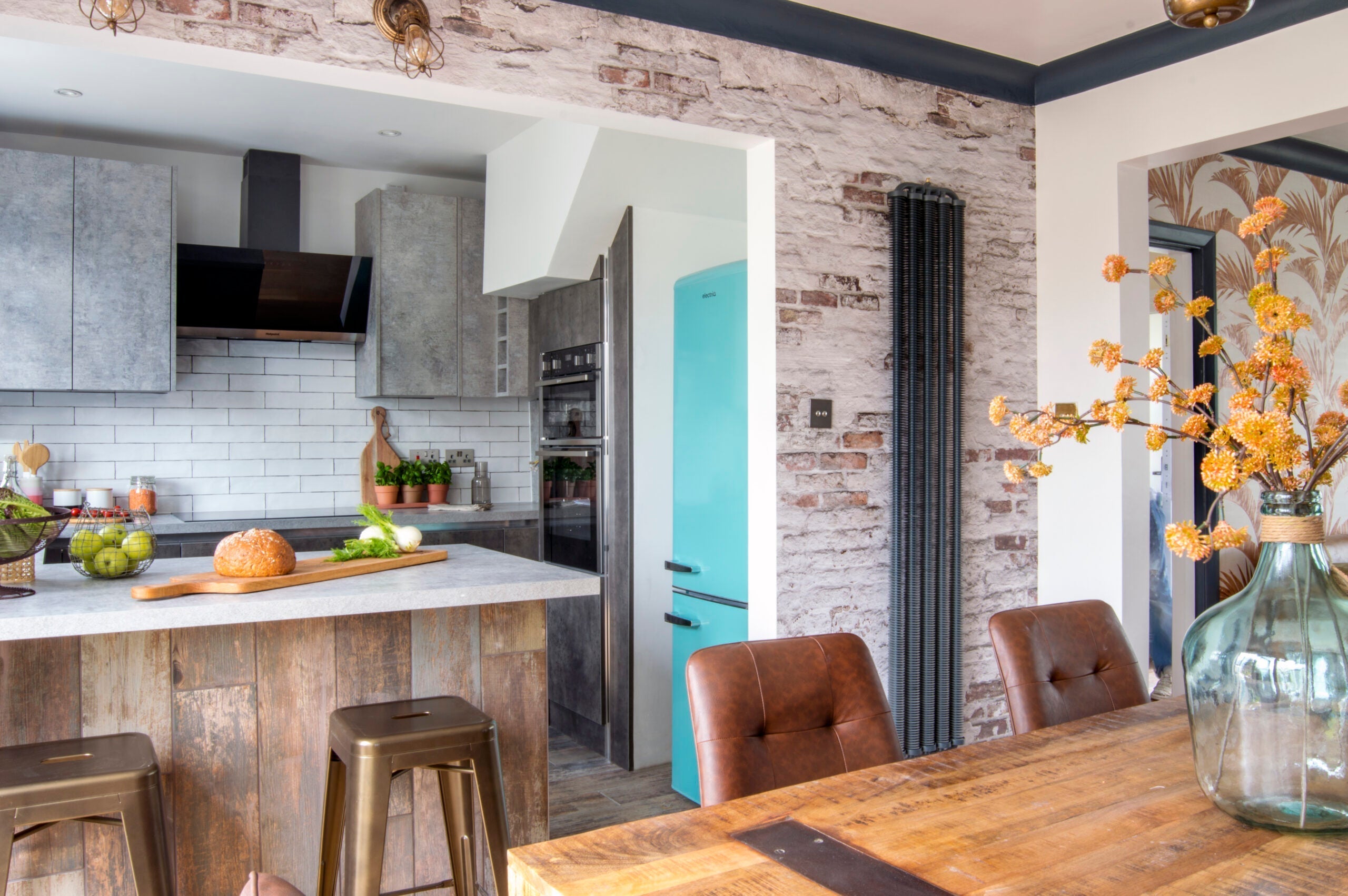 Sarah Beeny’s Renovate Don’t Relocate Starring UK Radiators