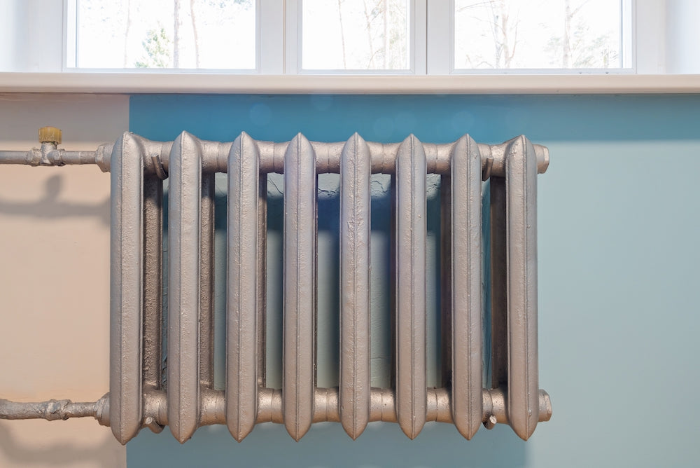 How to Paint Behind a Radiator