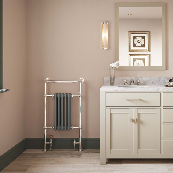 Arundel - Anthracite Traditional Towel Radiator - H963mm x W538mm - Floor Standing